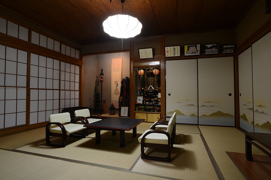 ④和室控室(内仏間)