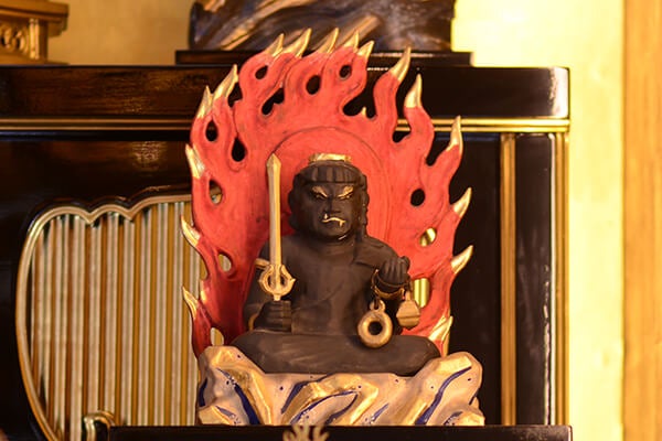 本堂内 中央 不動明王