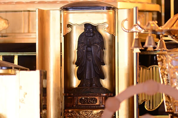 本堂内 中央 鬼子母神