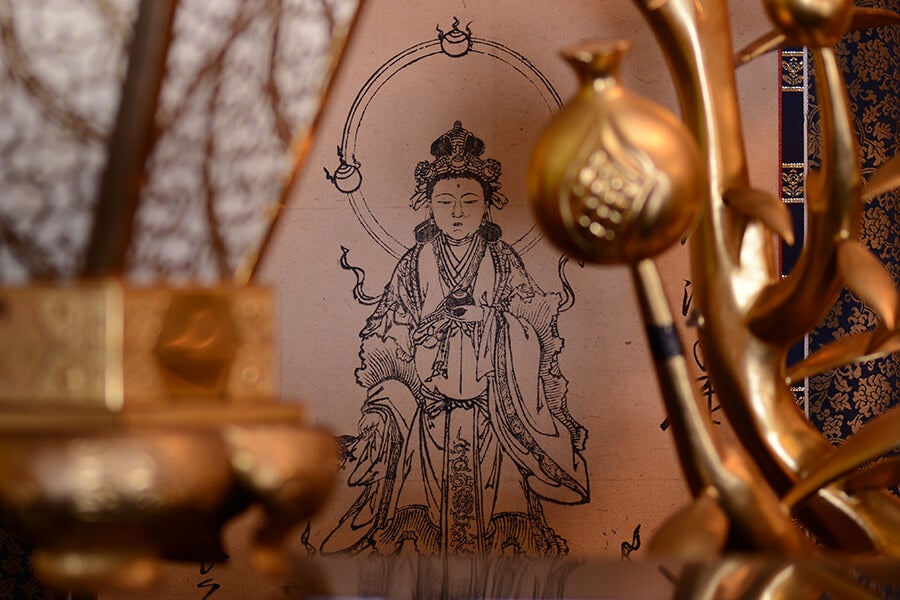 本堂内 左 手児奈霊神