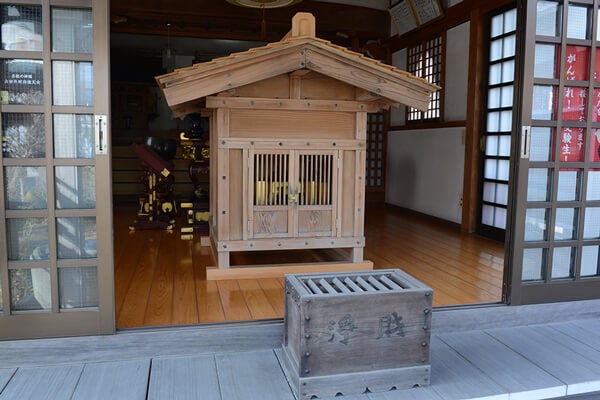 稲荷堂内 大野天満宮